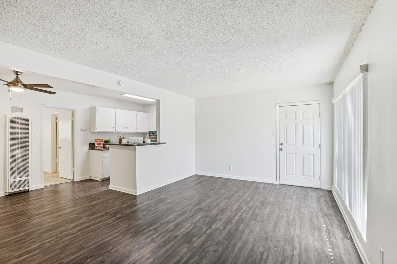 Dresden Place Apartments open concept living room and kitchen layout